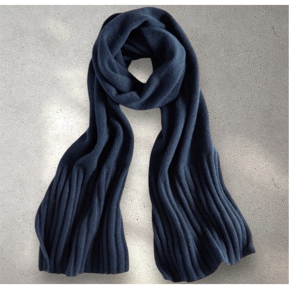 Set Of 4 On 34th Women's Wide-Ribbed Solid Knit Scarf MSRP $168 - Picture 4 of 4